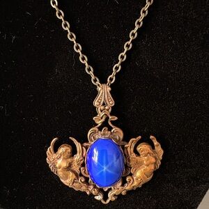 Vintage Gold Baroque/Rococco Necklace with Blue Star Sapphire Stone